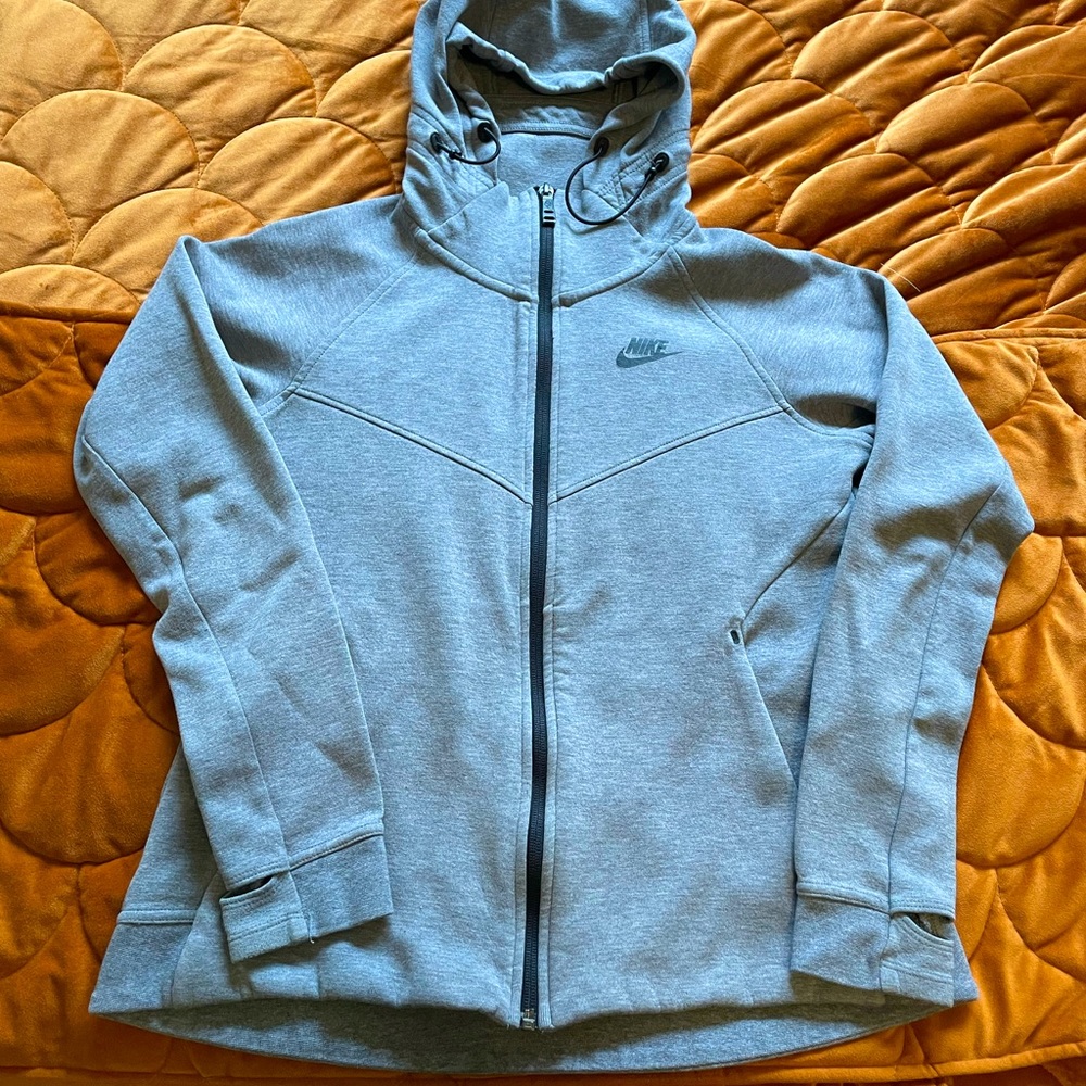 Nike zip up